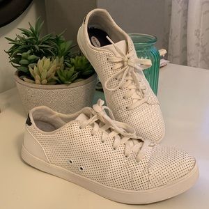 Dr. Scholl’s Maggie Pinhole White Leather Sneakers